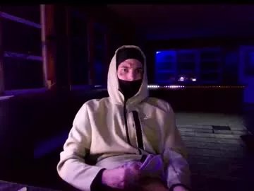 Freechat amiri_sweater on Chaturbate