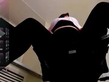 Freechat ana_mills on Chaturbate