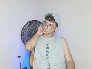 andrew_dann on Chaturbate