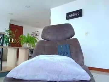 Freechat andrew_west_ on Chaturbate