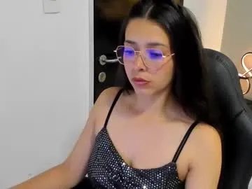 Freechat angeline_davies on Chaturbate