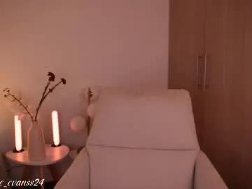 annie_evans24 on Chaturbate 
