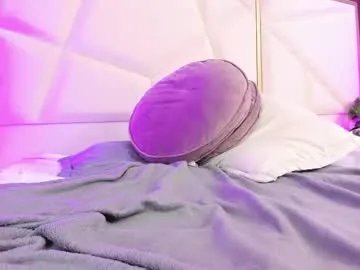 Freechat april_bowie on Chaturbate