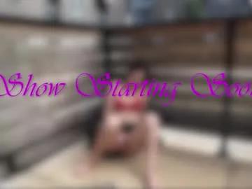 Freechat ari_lovexo on Chaturbate