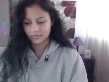 ashly_little2 — Let's play delicious !! | show oil * 144 tks left * | #lovense #teen #18 #anal #latina |