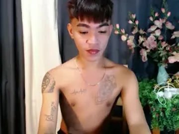 Freechat asian_kimxxx on Chaturbate