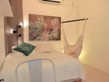 Freechat avalon_badger on Chaturbate