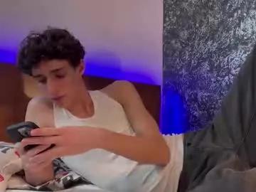 azulyfucsia —  CUM SHOW    #cumshow #bigdick #latino #feet #uncut [1000 tokens remaining]