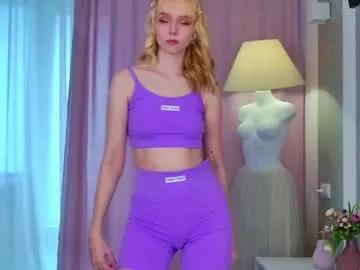 b4by_lol1 on Chaturbate 