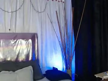 bella_lr on Chaturbate 