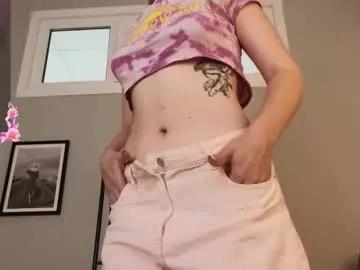 Freechat belly_brics on Chaturbate
