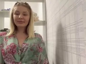 Freechat blondie_xoxoxo on Chaturbate