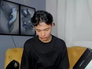 Freechat camillo_virgil on Chaturbate