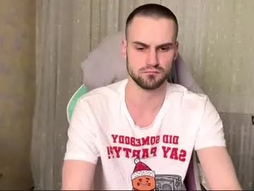 Freechat cari_2you on Chaturbate