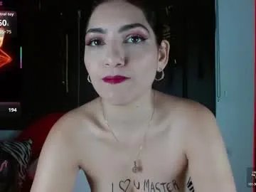 Freechat carolaine69_ on Chaturbate