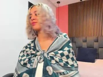 Freechat catalina_clark on Chaturbate