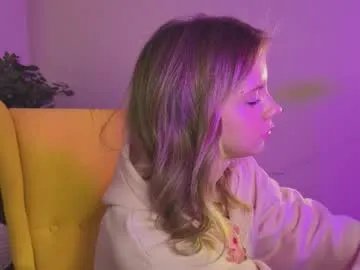 Freechat chantalglos on Chaturbate