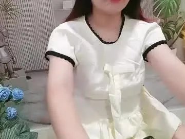 chillylove on Chaturbate