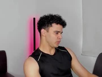 Freechat chrisandrew_ on Chaturbate