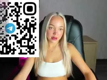 Freechat christy_little on Chaturbate