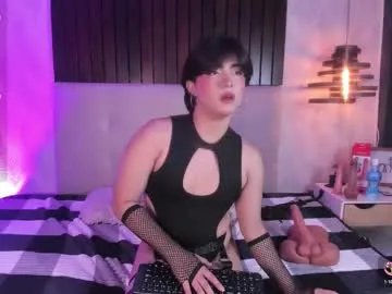 Freechat creamy_angelo on Chaturbate