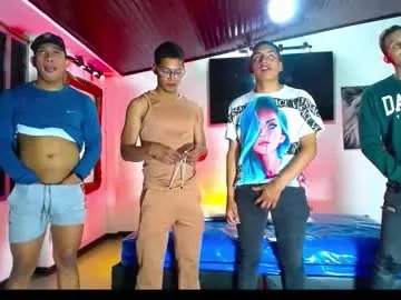 Freechat crismens on Chaturbate