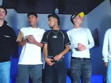 Freechat crismens on Chaturbate