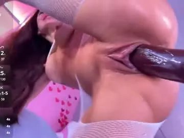 Freechat crystallana on Chaturbate