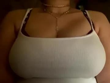 crystalyn777 — Bra off [191 tokens left] Boobies sensual sub praise and pregnancy kink
