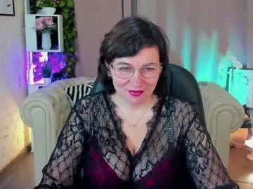 daaamnmature — GOAL: show your legs mommy [24 tokens remaining] Welcome to my room! #bigboobs #bigass #mature #feet #bdsm