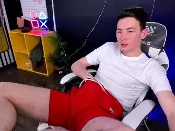 Freechat danny__magic on Chaturbate