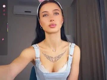 Freechat delanakimbral on Chaturbate