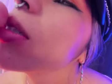 delilah_fix on Chaturbate