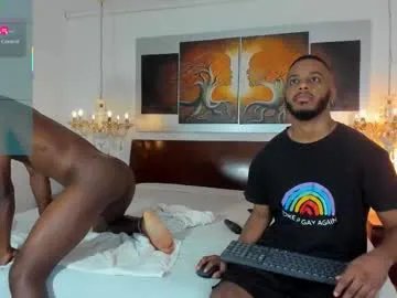 Freechat dereckandjake on Chaturbate