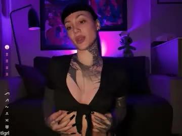 dgtlgrl on Chaturbate