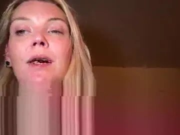 Freechat dickeddownsouth on Chaturbate