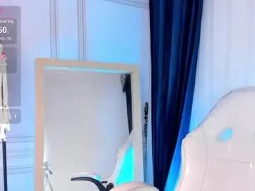 doll_isa_ on Chaturbate