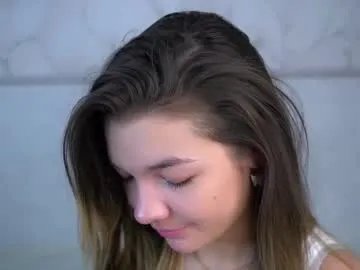 doublevibezzz — deep blowjob with fingers Fav pattern 111/77 #new #18 #teen #shy #bigboobs [76 tokens remaining]