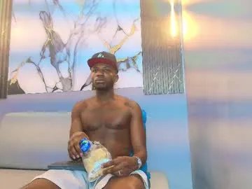 Freechat douglas_099 on Chaturbate