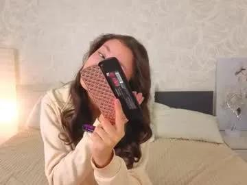 Freechat ebonyleibenstein on Chaturbate