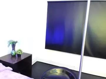 elaia_muller on Chaturbate