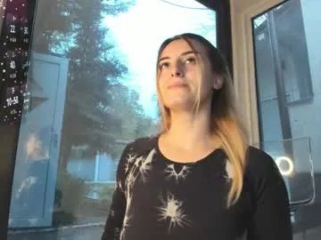 Freechat ella_vee on Chaturbate