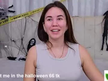 ellaander on Chaturbate 