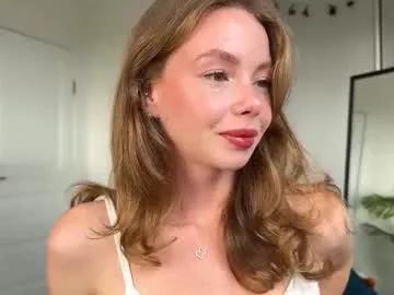 elli_harmon on Chaturbate 