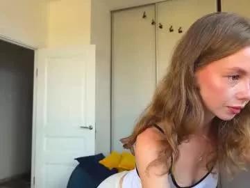 elli_harmon on Chaturbate 
