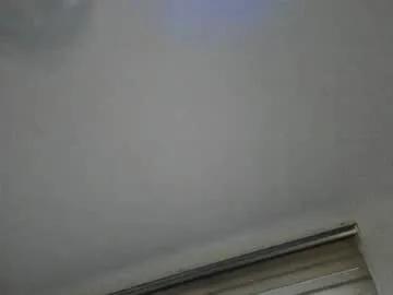 Freechat elliedi on Chaturbate