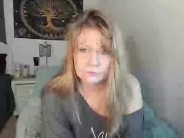 emberpheonixxx on Chaturbate 
