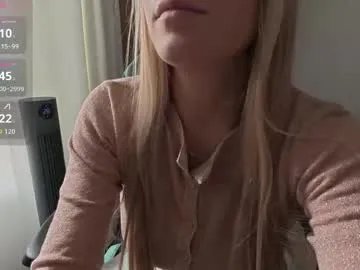 Freechat emily_jayreal on Chaturbate