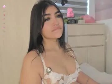 Freechat emily_kenner on Chaturbate