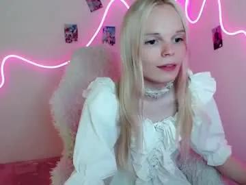 Freechat emily_nyaffe on Chaturbate